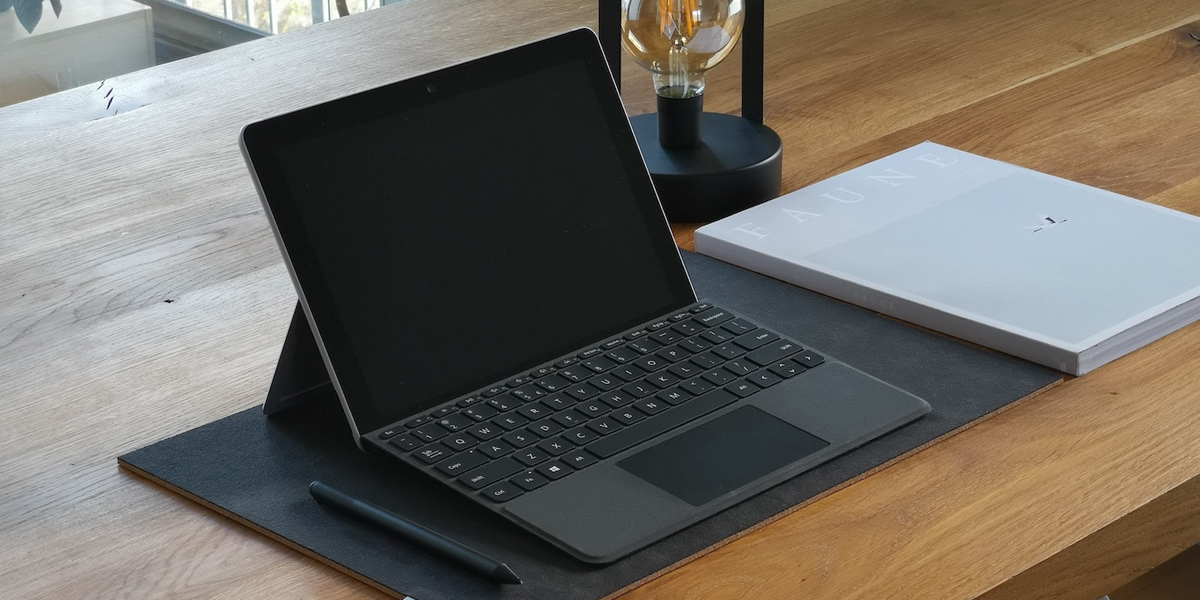 Surface-Go-3