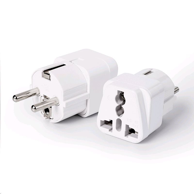 Adaptér C-TECH univerzálny adaptér 110V-230V CB-AD-EUPWR