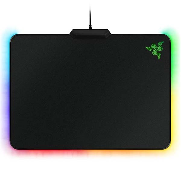 Herná podložka pod myš Razer Firefly V2 RZ02-03020100-R3M1