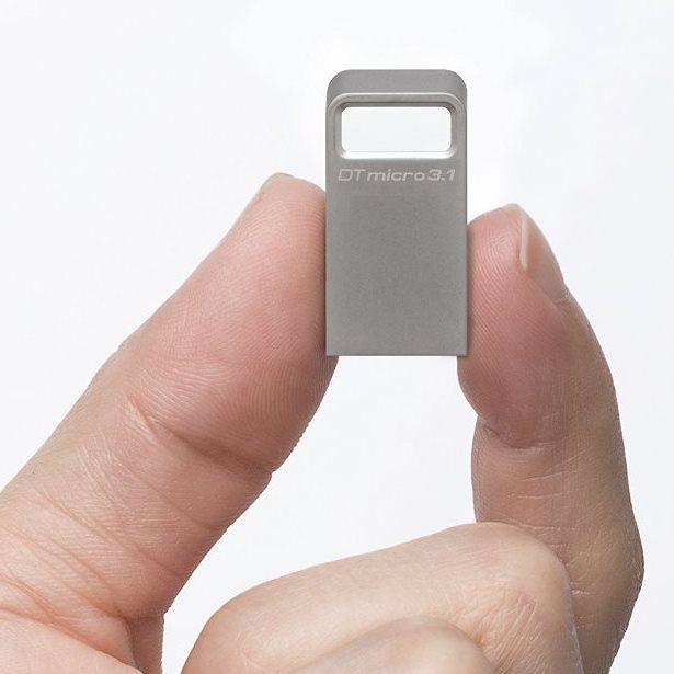 USB kľuč Kingston Datatraveler Mini, 64 GB, USB 3.13.0, Rýchlosť čítania až 100 MBs, zápisu až 15MB s DTMC364GB