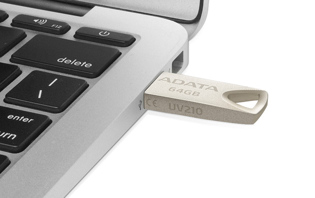 USB kľúč ADATA UV210, 32GB, USB 2.0 (AUV210-32G-RGD) USB kľúč ADATA UV210, 32GB, USB 2.0 (AUV210-32G-RGD)