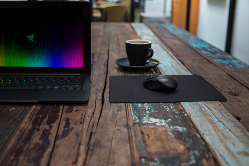Herná podložka pod myš Razer Goliathus Mobile, Stealth Edition Herná podložka pod myš Razer Goliathus Mobile, Stealth Edition