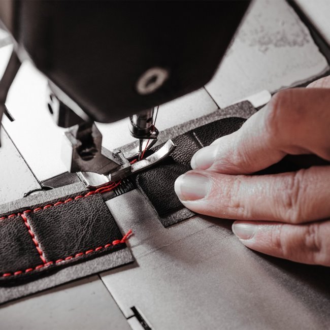 FIXED Fit Knižkové puzdro pre Apple iPhone XR, čierne FIXED Fit Knižkové puzdro pre Apple iPhone XR, čierne