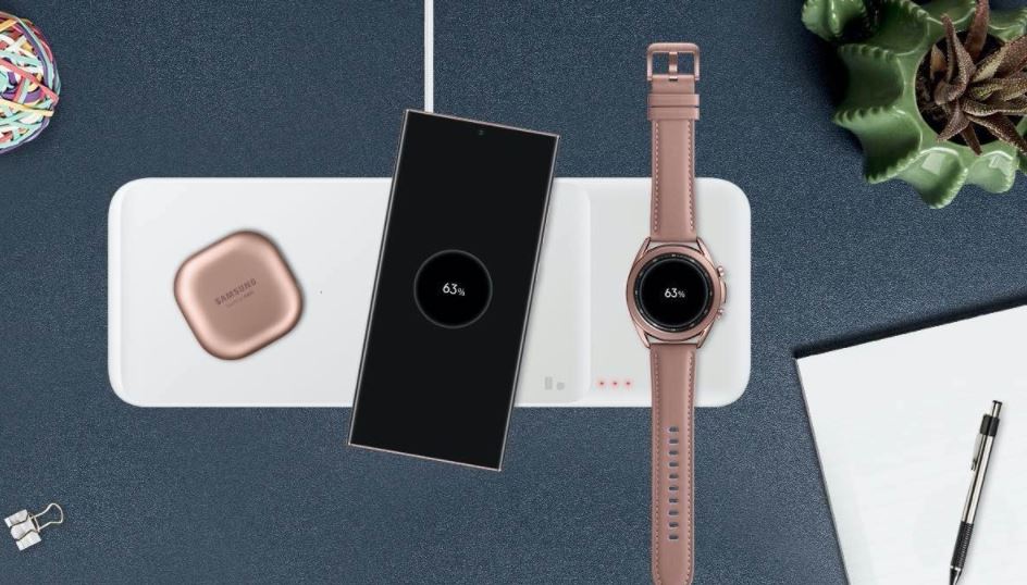 Bezdrôtová nabíjačka Samsung Trio s adaptérom a káblom, biela Bezdrôtová nabíjačka Samsung Trio s adaptérom a káblom, biela