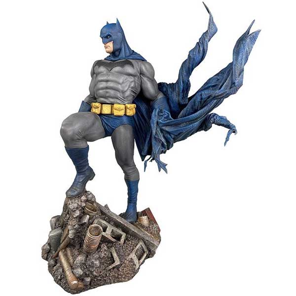 DC Gallery Batman Defiant PVC Diamore DC Gallery Batman Defiant PVC Diamore