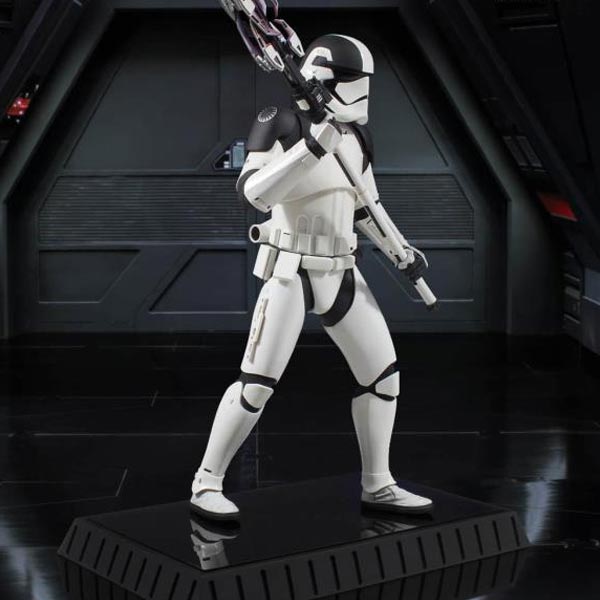 Socha Star Wars Executioner Trooper