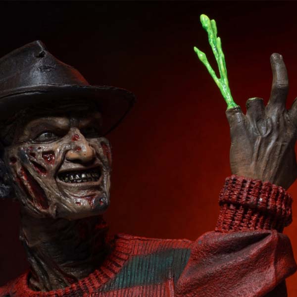 Nightmare On Elm Street Freddy Krueger Ultimate Deluxe Action Figure 18cm
