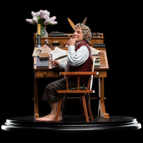 Socha Bilbo Baggins At His Desk (Lord of The Rings) Socha Bilbo Baggins At His Desk (Lord of The Rings)