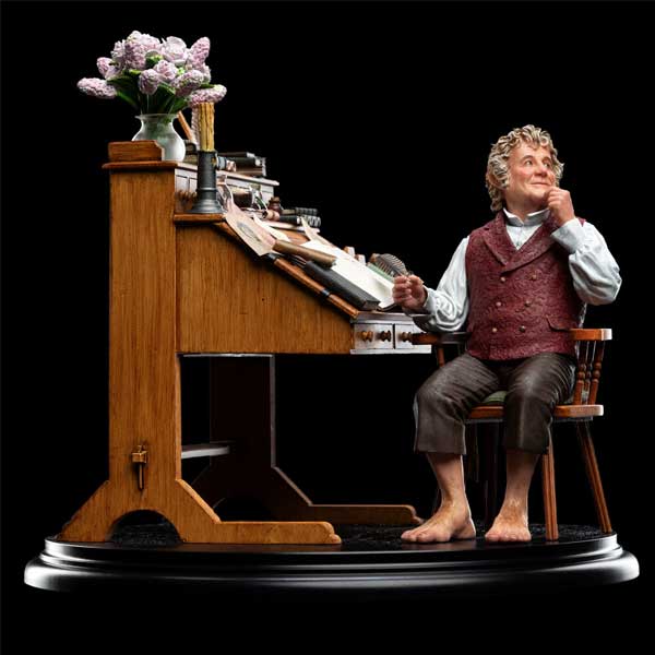 Socha Bilbo Baggins At His Desk (Lord of The Rings) Socha Bilbo Baggins At His Desk (Lord of The Rings)