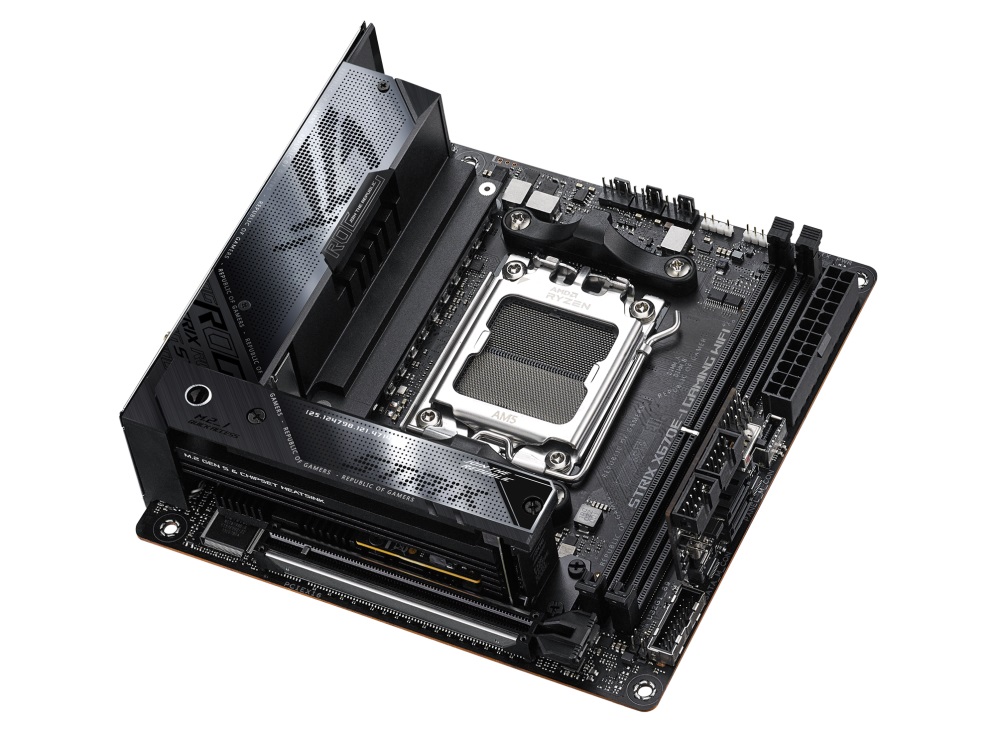ASUS ROG STRIX X670E-I GAMING WIFI Základná doska