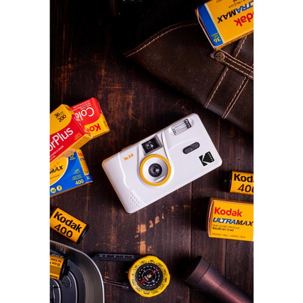 Kodak M38, biely