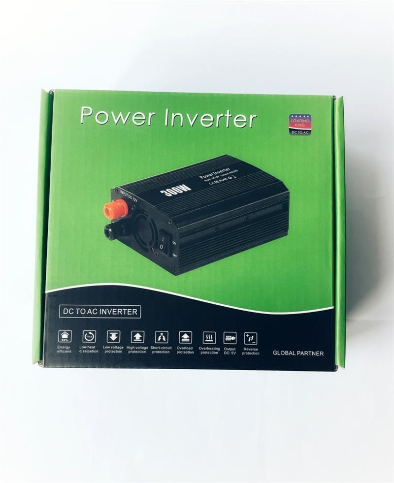 Eurocase Menič napätia DC/AC, 12 V/230 V, 300 W, USB, autozástrčka, svorky (MT-M300) Eurocase Menič napätia DC/AC, 12 V/230 V, 300 W, USB, autozástrčka, svorky (MT-M300)