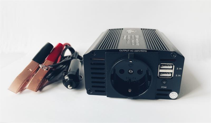 Eurocase Menič napätia DC/AC, 12 V/230 V, 300 W, USB, autozástrčka, svorky (MT-M300)