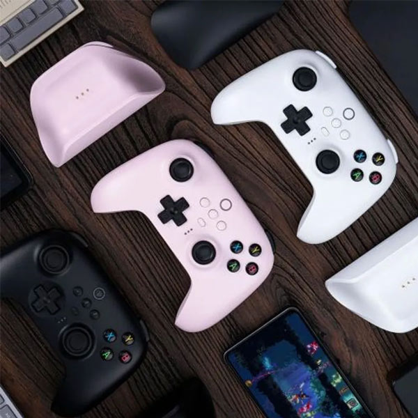 Bezdrôtový herný ovládač 8BitDo Ultimate 2,4 G Pad PC, biely