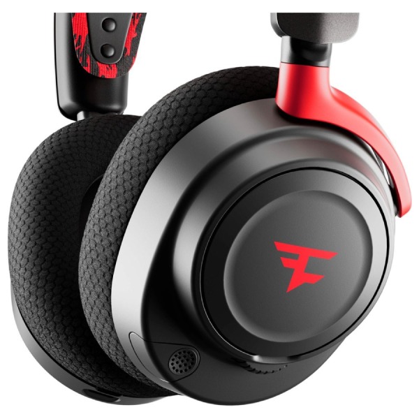 Steelseries Arctis Nova 7 Faze Clan